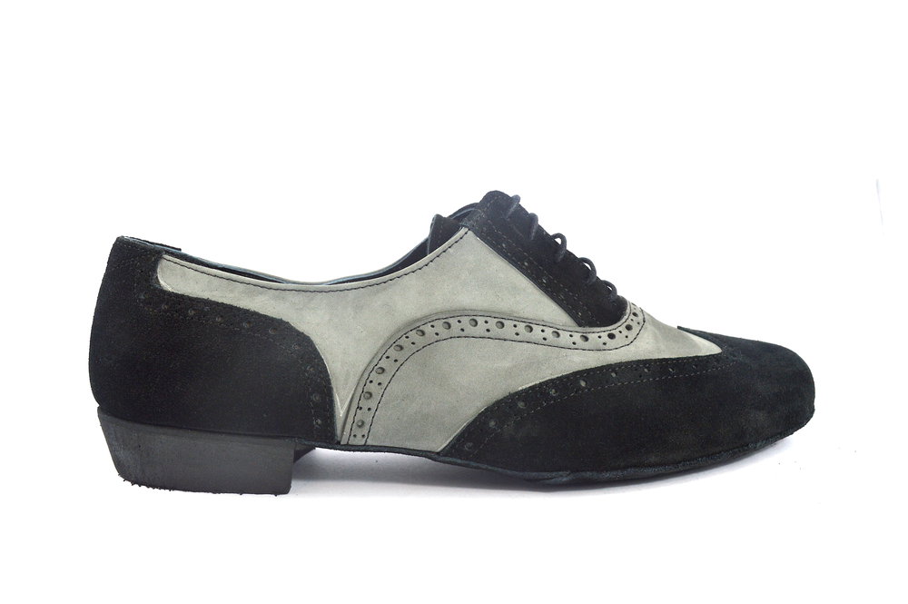 Ανδρικό παπούτσι τάνγκο από γκρι και μαύρο σουέτ δέρμα