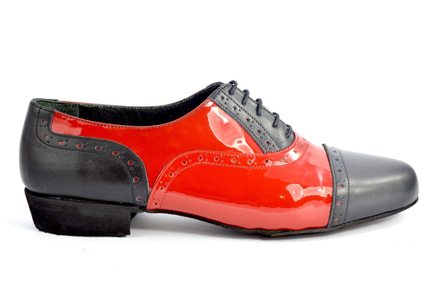 Ανδρικό παπούτσι χορού τάνγκο από κόκκινο λουστρίνι και μαύρο δέρμα
