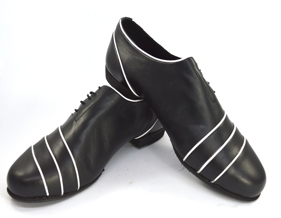 Ανδρικό παπούτσι τάνγκο από μαύρο και λευκό δέρμα