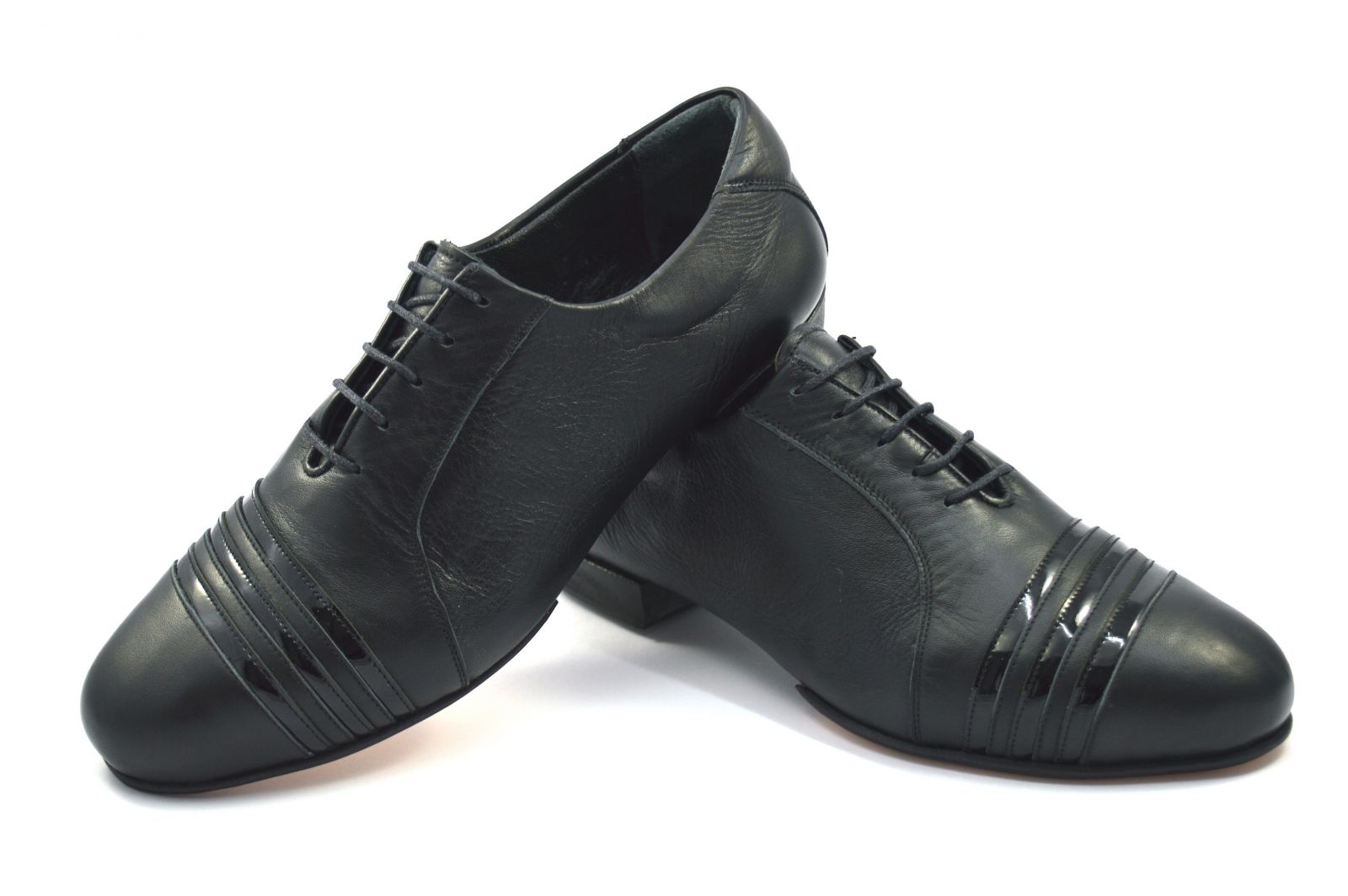 Men tango shoe in soft black leather