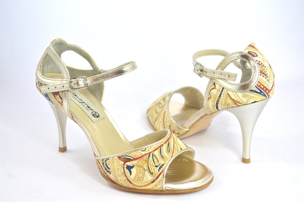 Women argentine tango dance shoes, in Paisley beige and gold leather