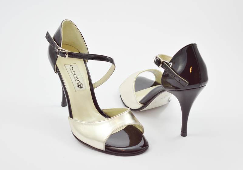 Γυναικείο παπούτσι tango open toe από μαύρο λουστρίνι και χρυσό δέρμα
