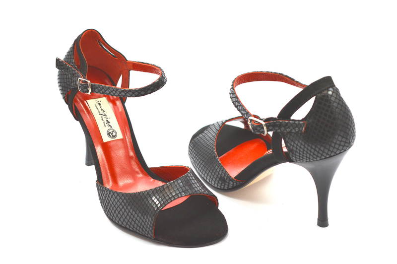 Γυναικείο παπούτσι χορού tango open toe από μαύρο δέρμα φίδι