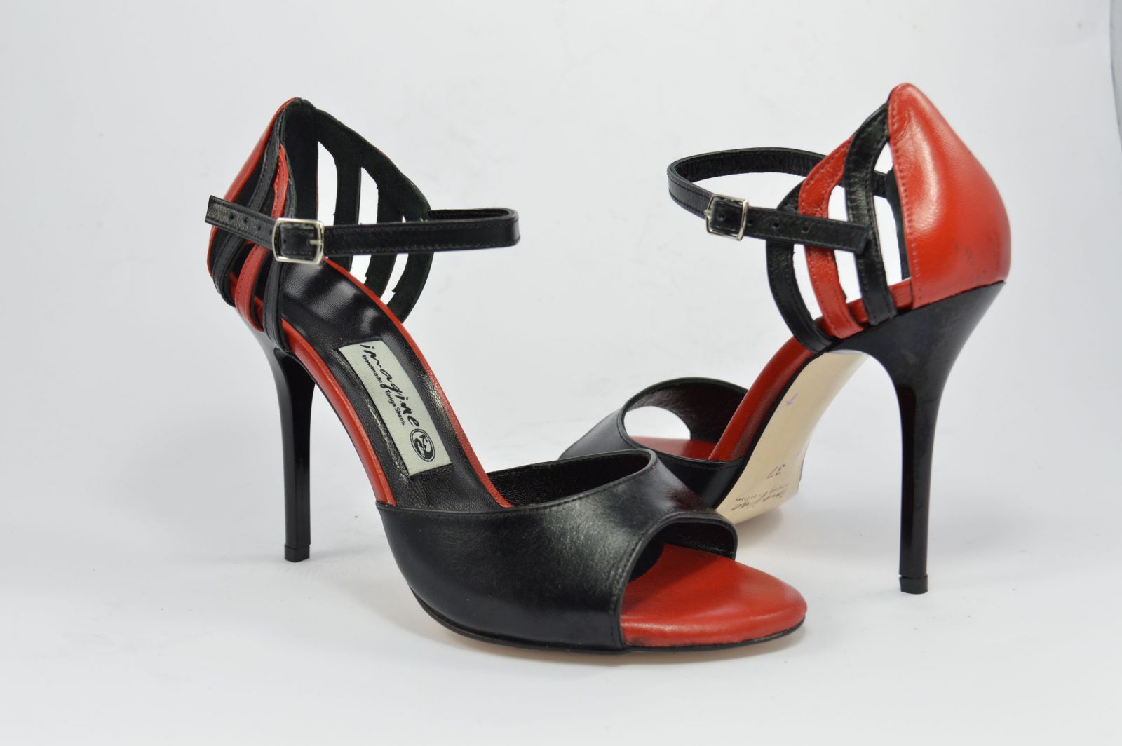 omen's tango shoe, open toe, with black and red soft leather