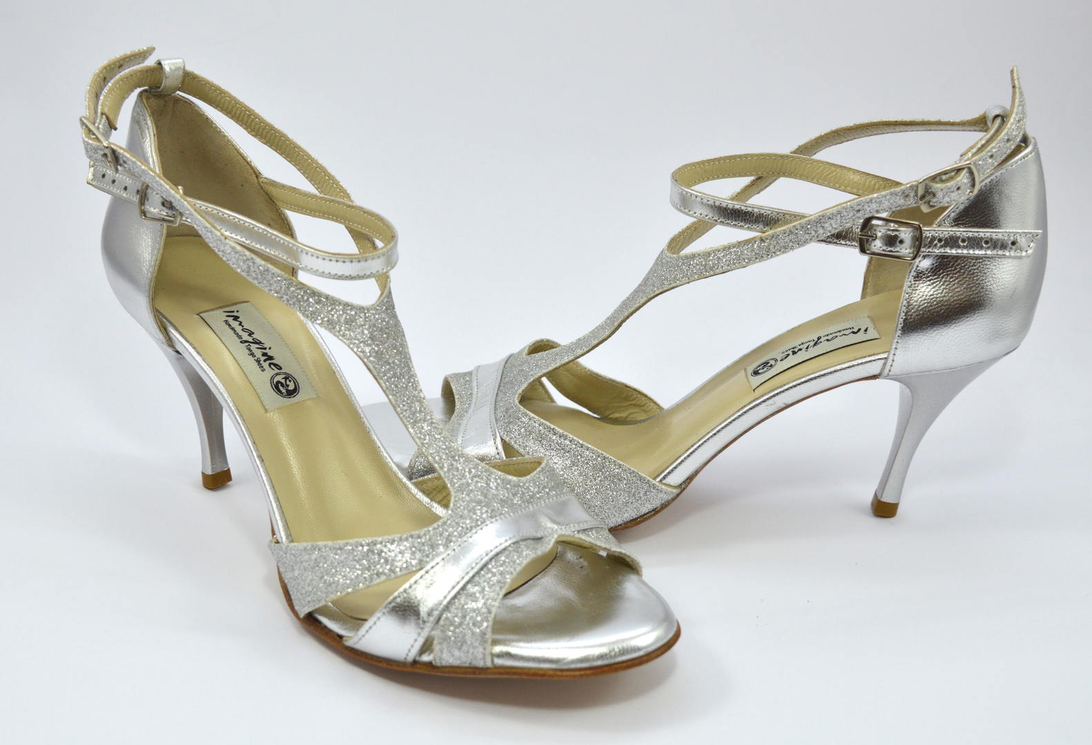 Women tango shoe, in silver soft leather and silver glitter leather