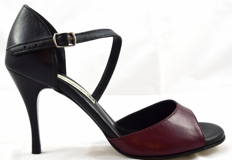 Γυναικείο παπούτσι tango open toe από μπορντό και μαύρο μαλακό ματ δέρμα