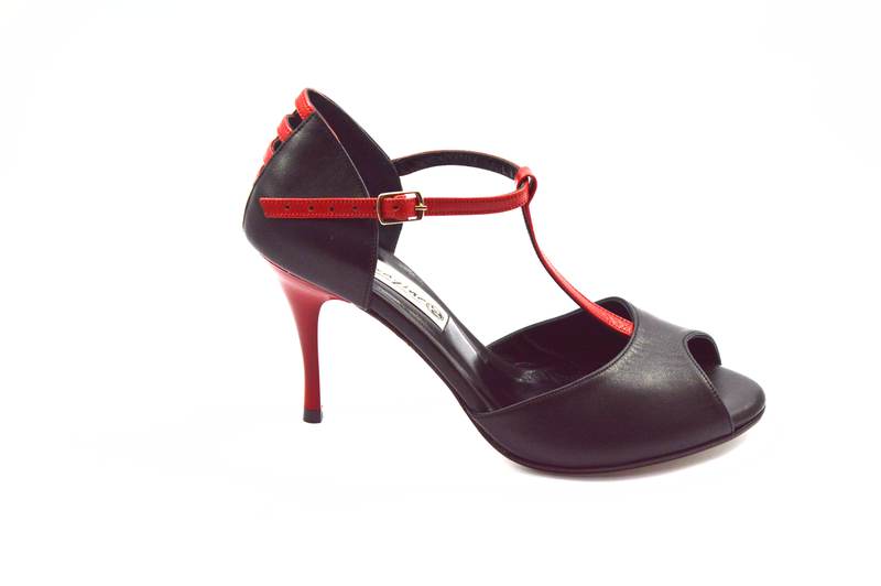 Γυναικείο παπούτσι Τάνγκο peep toe από μαύρο δέρμα και κόκκινα λουράκια