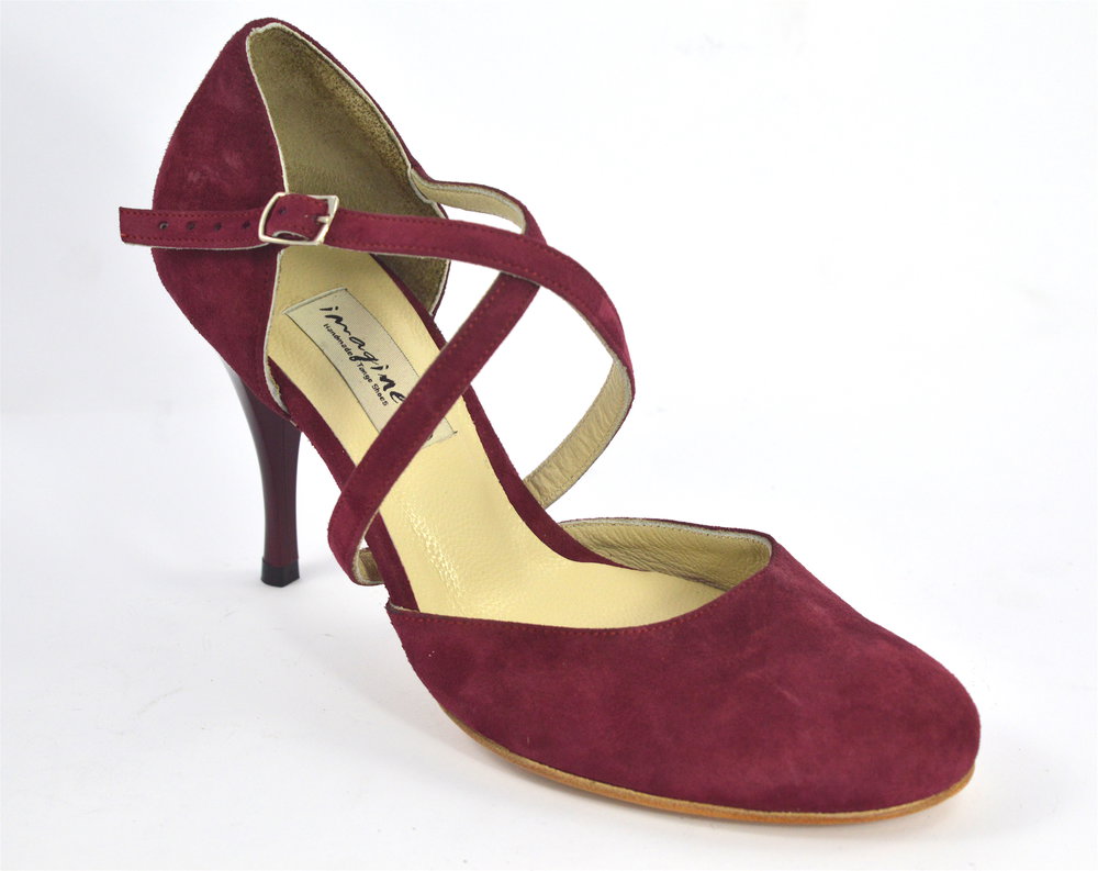 Women's Argentine Tango Dance Shoes, closed toes model, with burgundy suede leather