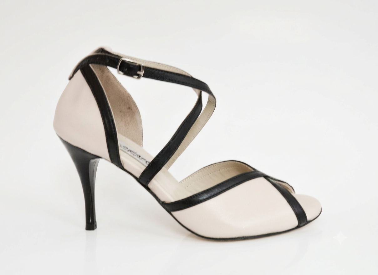 Γυναικείο παπούτσι tango peep toe από μπεζ και μαύρο δέρμα
