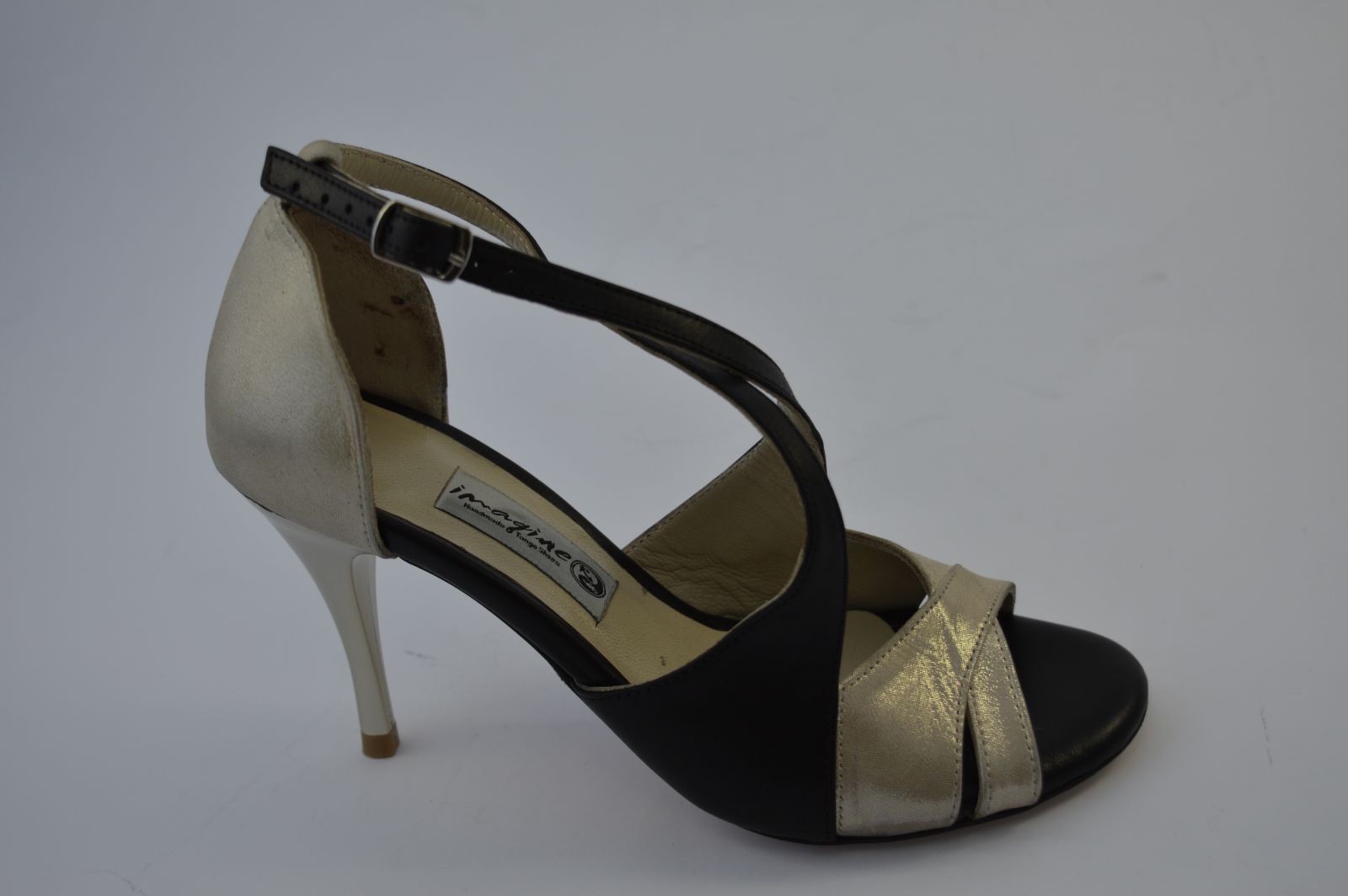 Women's Tango Shoe, open toe style, with gold pearlized leather and black leather